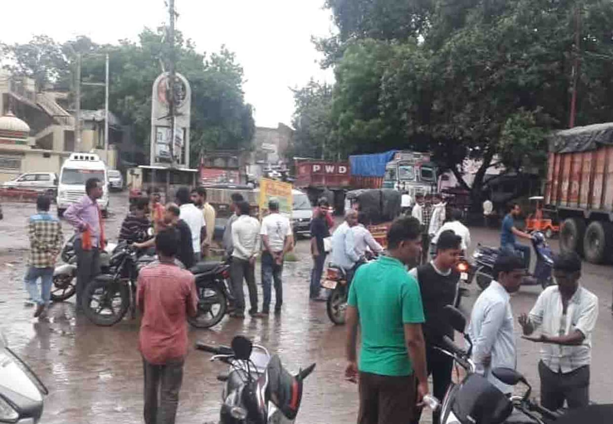 one people died in road accident in chitrakoot