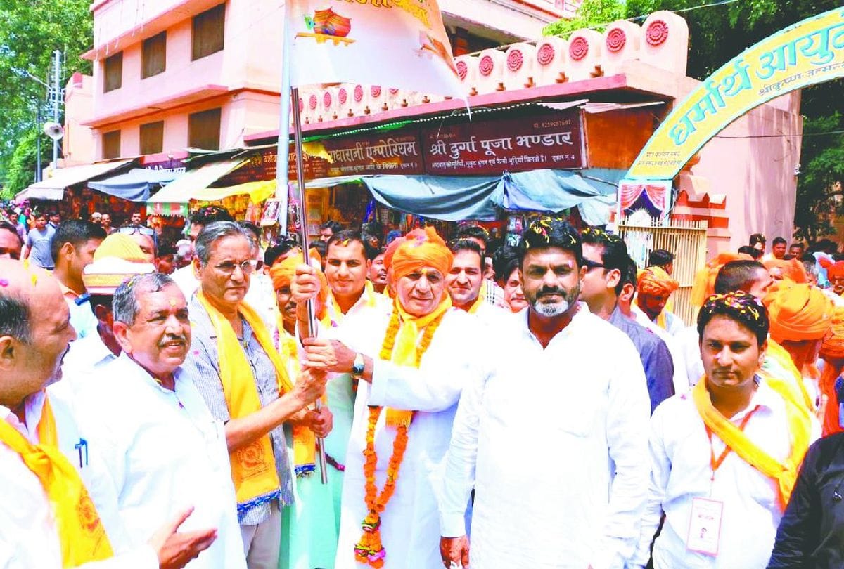 folk artists performed in mathura on krishna janmashtami 2019