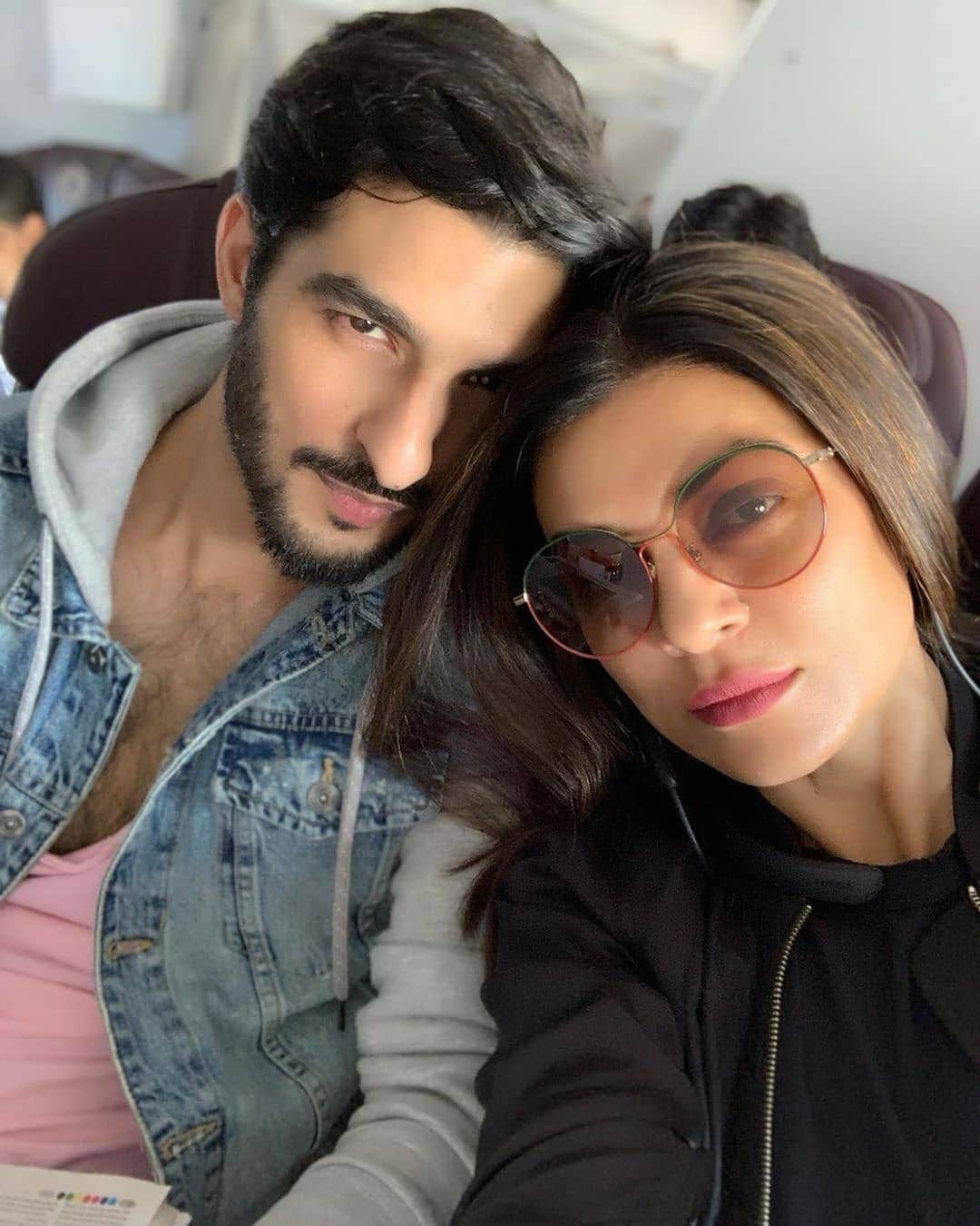 Janmashtami 2019 Sushmita Sen saree romantic photo with boyfriend Rohman Shawl called his humsafar