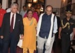 नैनीताल में भाजपा के पूर्व वित्त मंत्री अरुण जेठली 2016 में राजभवन में राज्यपाल केके पॉल साथ में (फा?