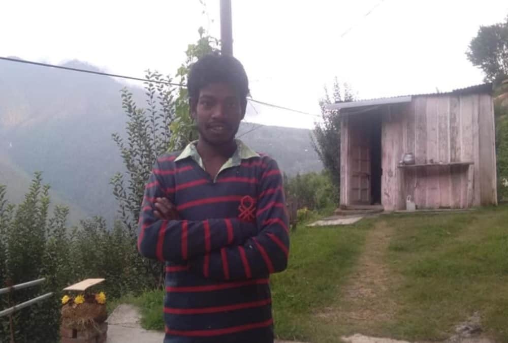 Uttarakhand News: Disaster in uttarkashi become reason of Bihar Boy meet his family after 13 years 