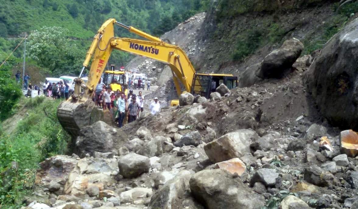 Landslides in Chamoli district blocked 21 roads