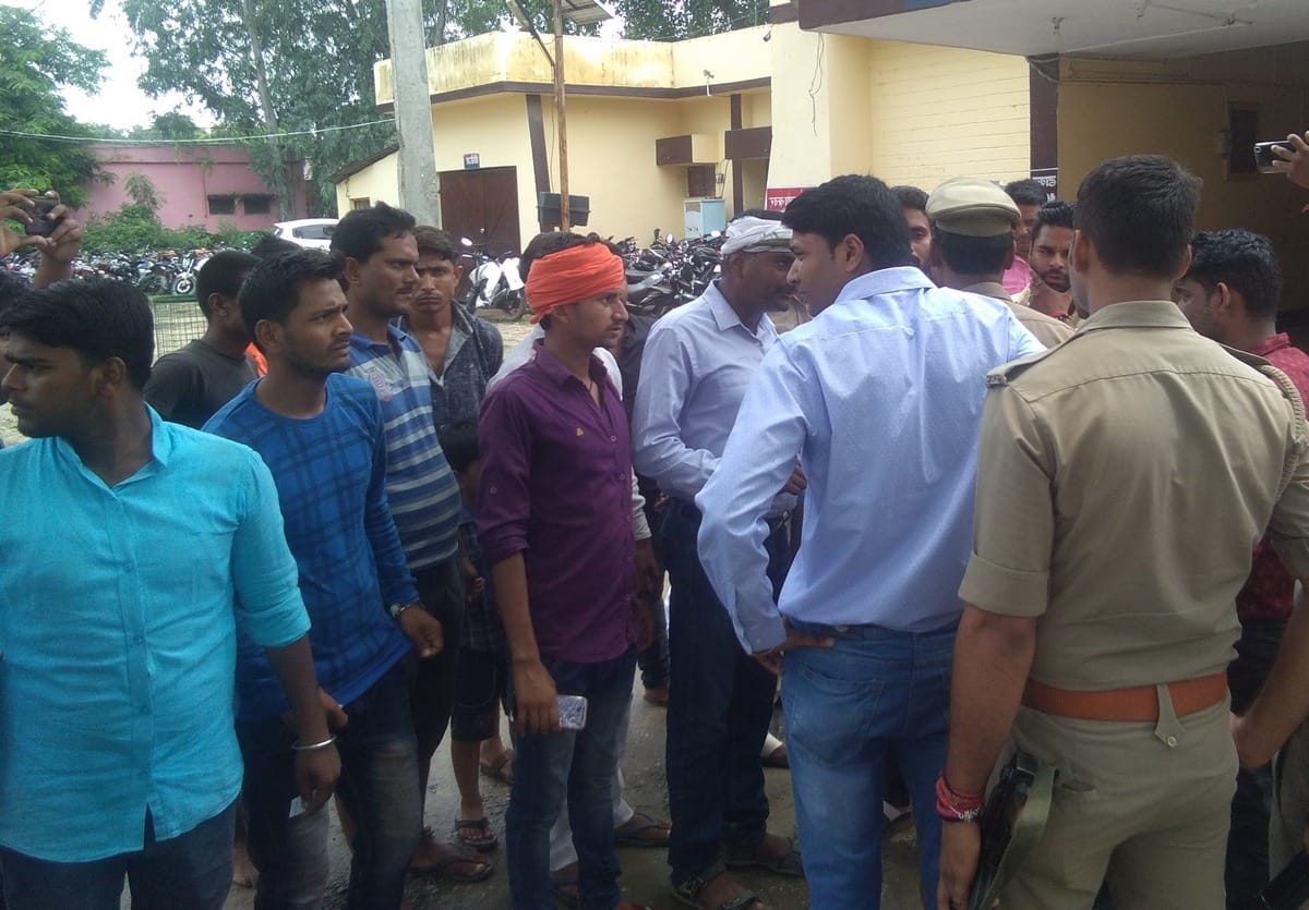 case file in pddu nagar police to Offensive comment on Facebook for lord krishna in chandauli