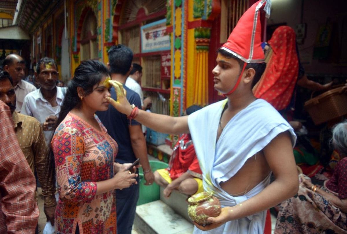 Nandotsav Celebration in Mathura Temple Krishana Devotee Paid Worship on Janmashtami 2019