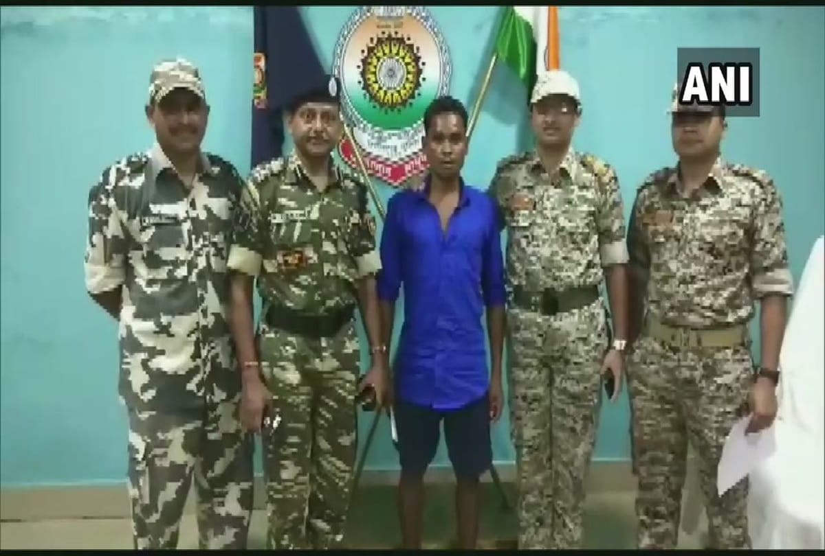Eight lakh rupees reward Maoist commander surrendered in Chhattisgarh