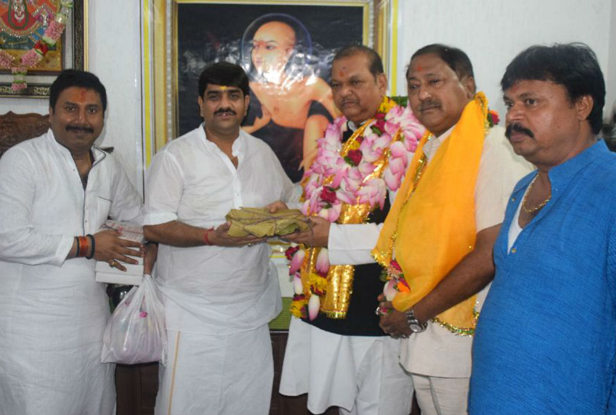 Congress Leader Subodh Kant Sahay said on Article 370 and Jharkhand Assembly Election