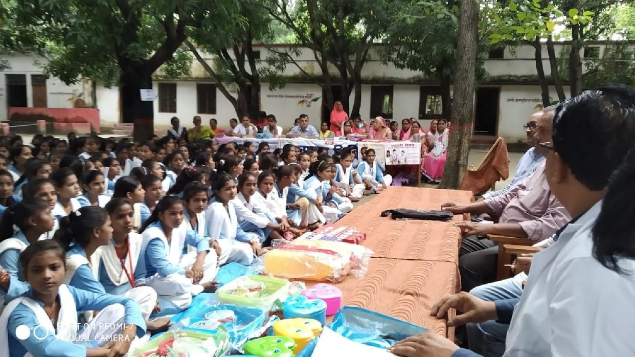 Students showed talent in essay and quiz competition