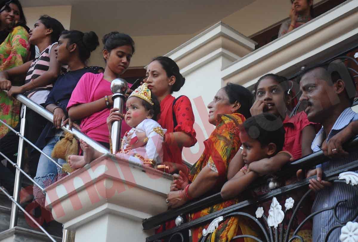 Kashmiri Pandits and Muslims celebrated Janmashtami in Budgam, Salim sang Krishna songs