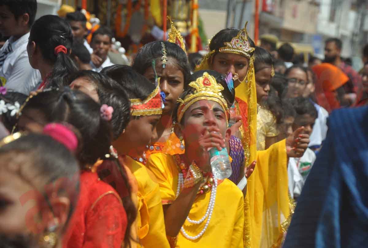 Kashmiri Pandits and Muslims celebrated Janmashtami in Budgam, Salim sang Krishna songs