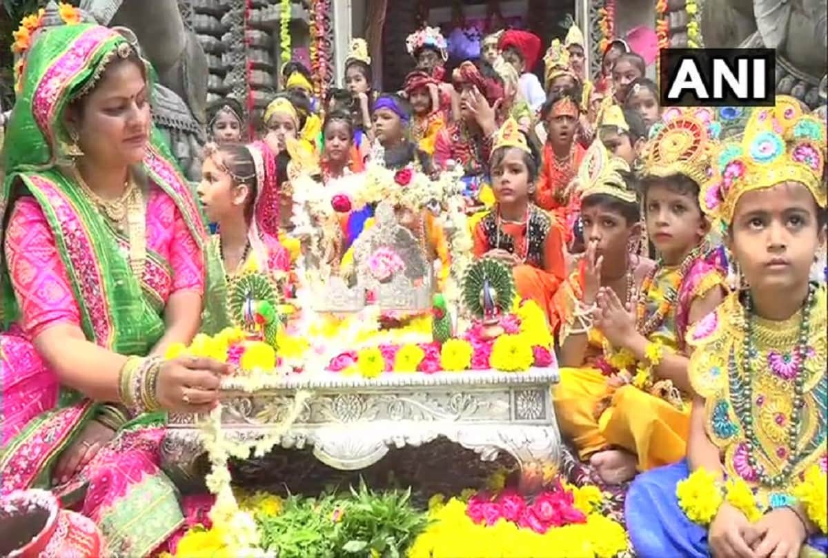 Sri Krishna Janmashtami celebrated in all over india, from kashmir to kanyakumari