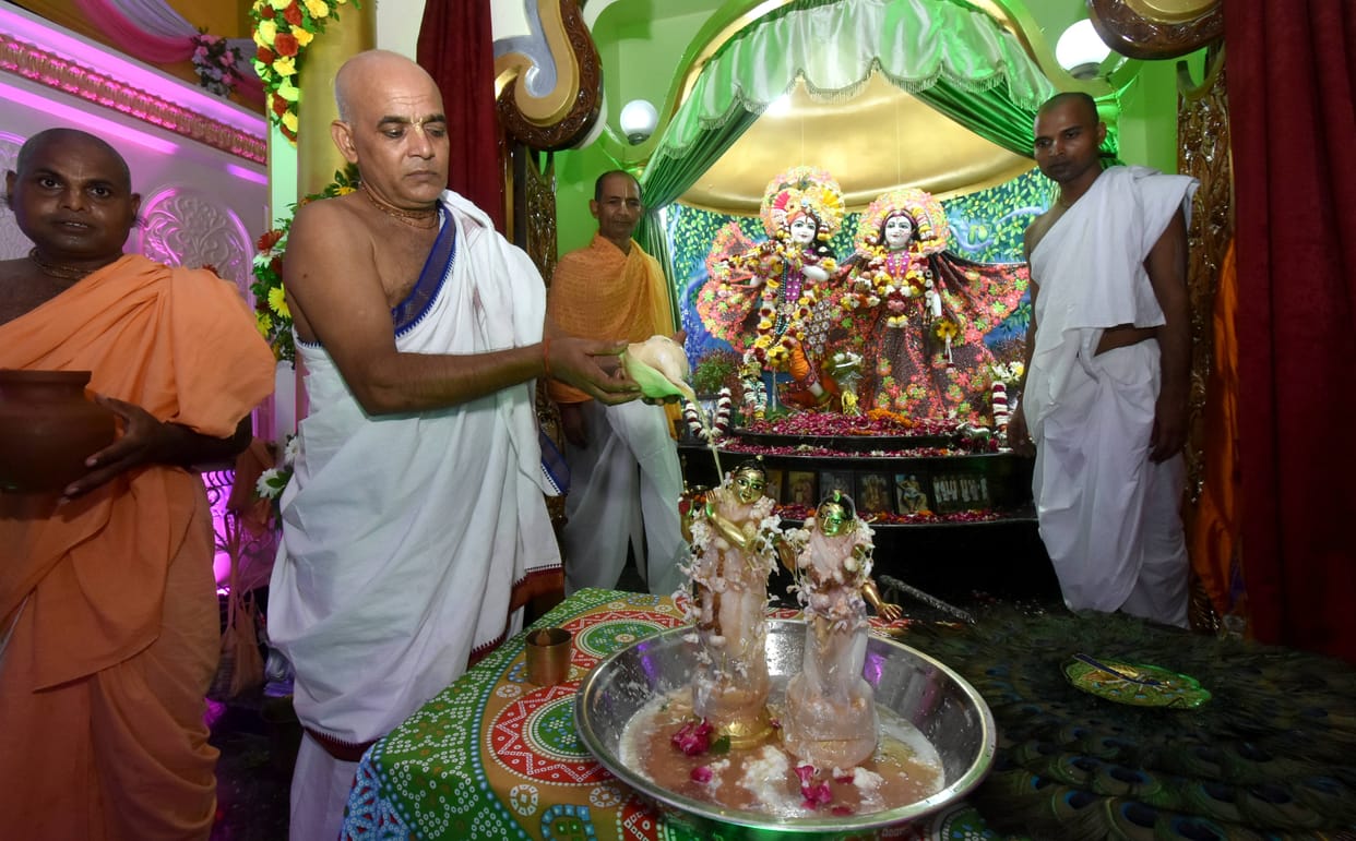 krishna janmashtami 2020 in hindi know importance and nidhivan secret of vridavan
