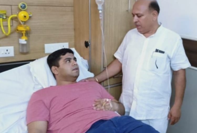 Badmash Looted I Phone and Firing On A Man In Panipat