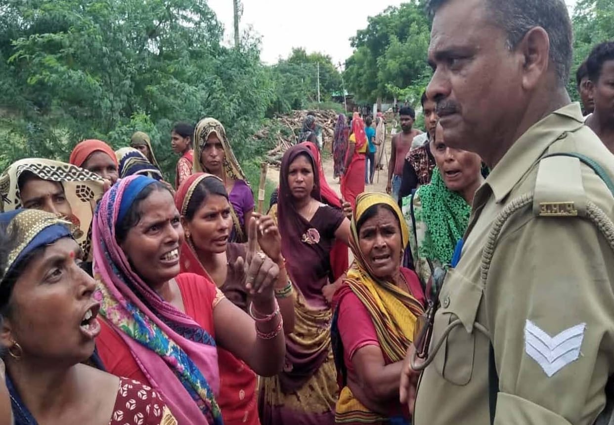 Dispute over land in fatehpur, many people injured