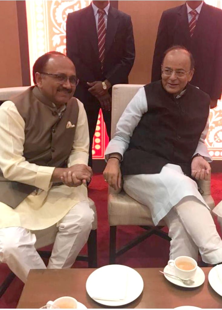 Keshari Nath and Siddharth Nath mourn Jaitley's death