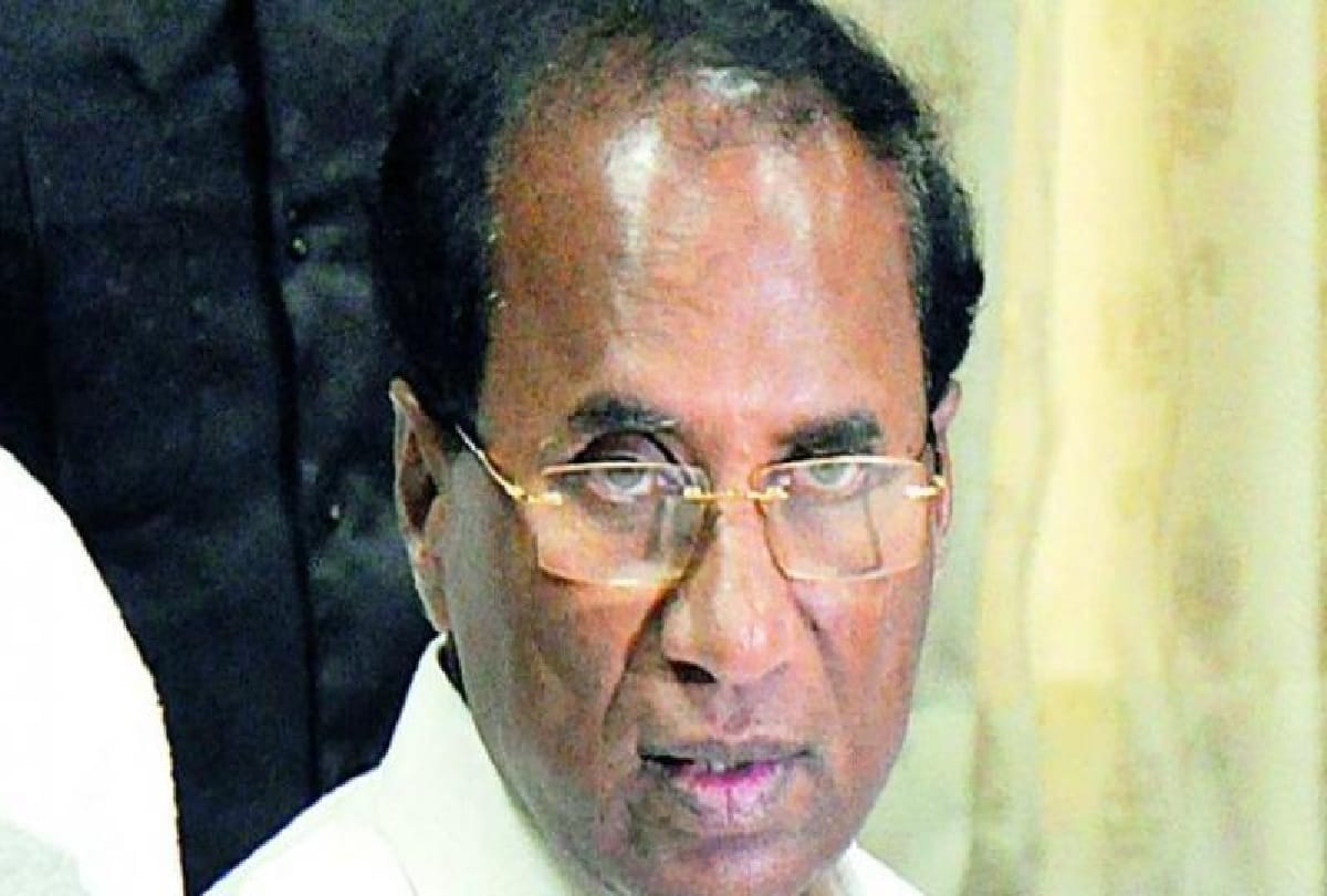 Case registered against former Speaker of Andhra Pradesh Assembly for missing property of Assembly