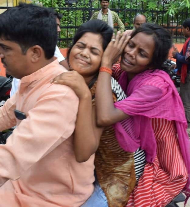 Pratapgarh: Four children died by drowning in a pond