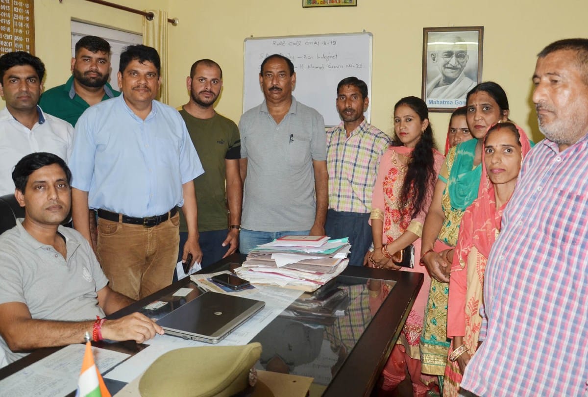 fir against woman teacher for beating student in school hamirpur himachal