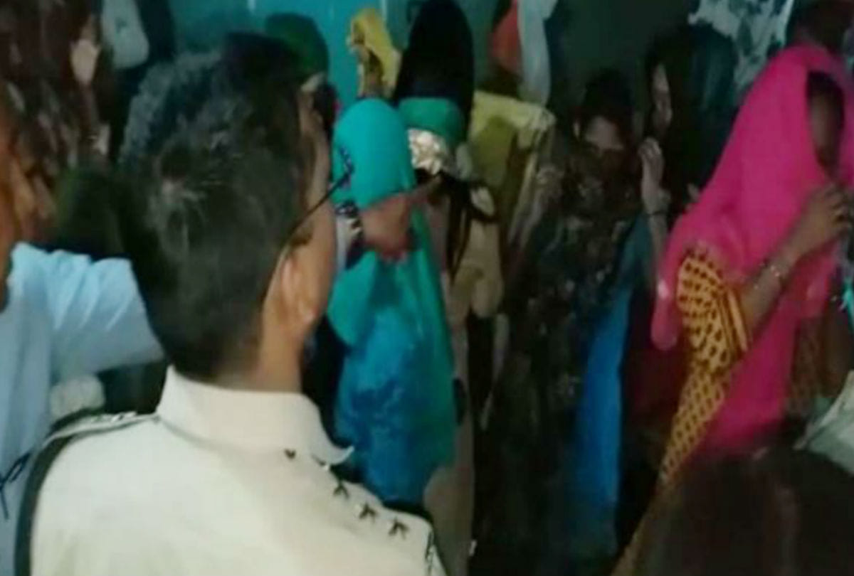 girls tortured in Red Light Area of Agra