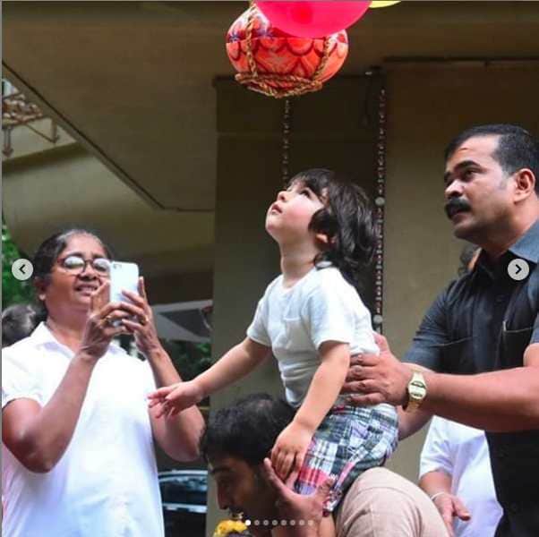 aamir khan shah rukh khan taimur and vivaan raj celebrate krishna janmashtami