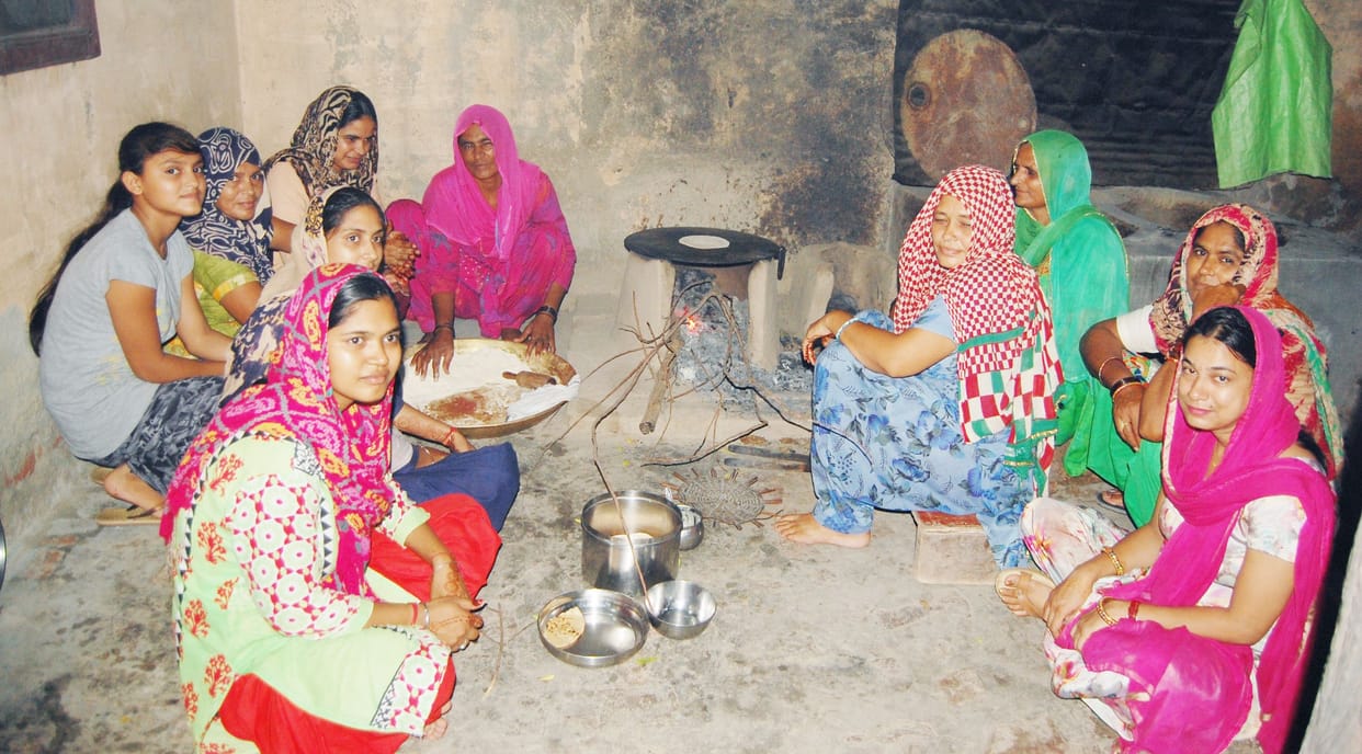 sarpanch sirta, joint family