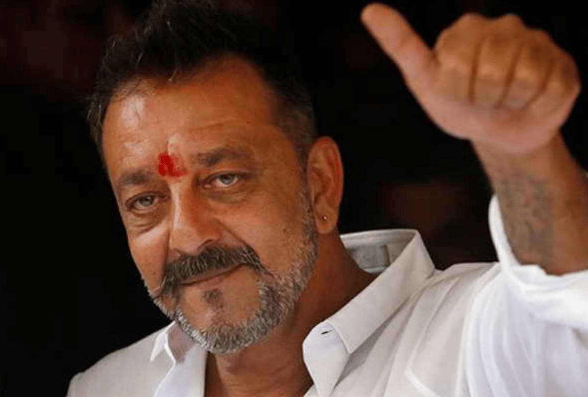 Sanjay Dutt writes taking break from work after discharge frome hospital