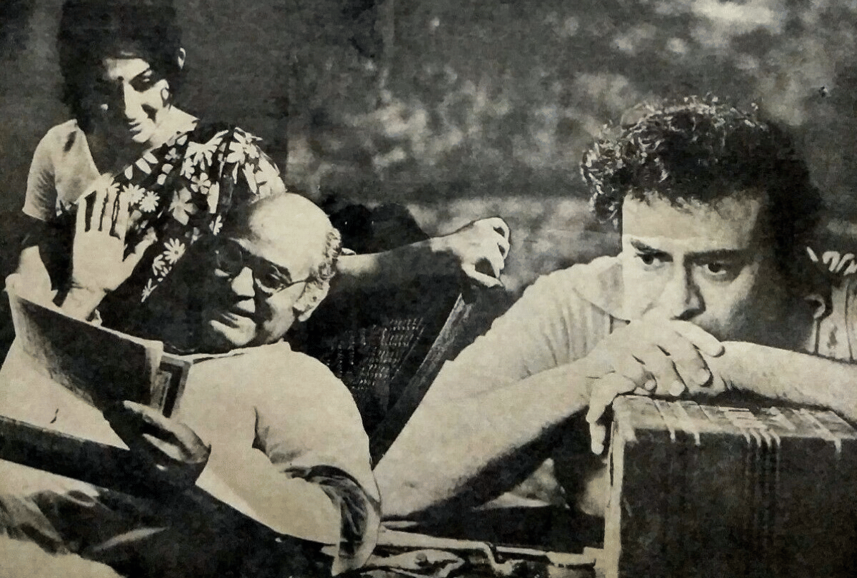 A K Hangal Death Anniversary speical when bal thackeray ban his movies