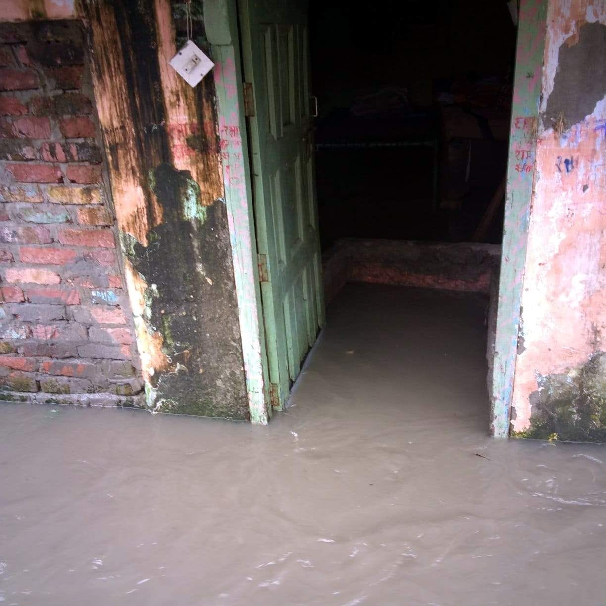 Water entered houses in Jamanpur, Selaqui