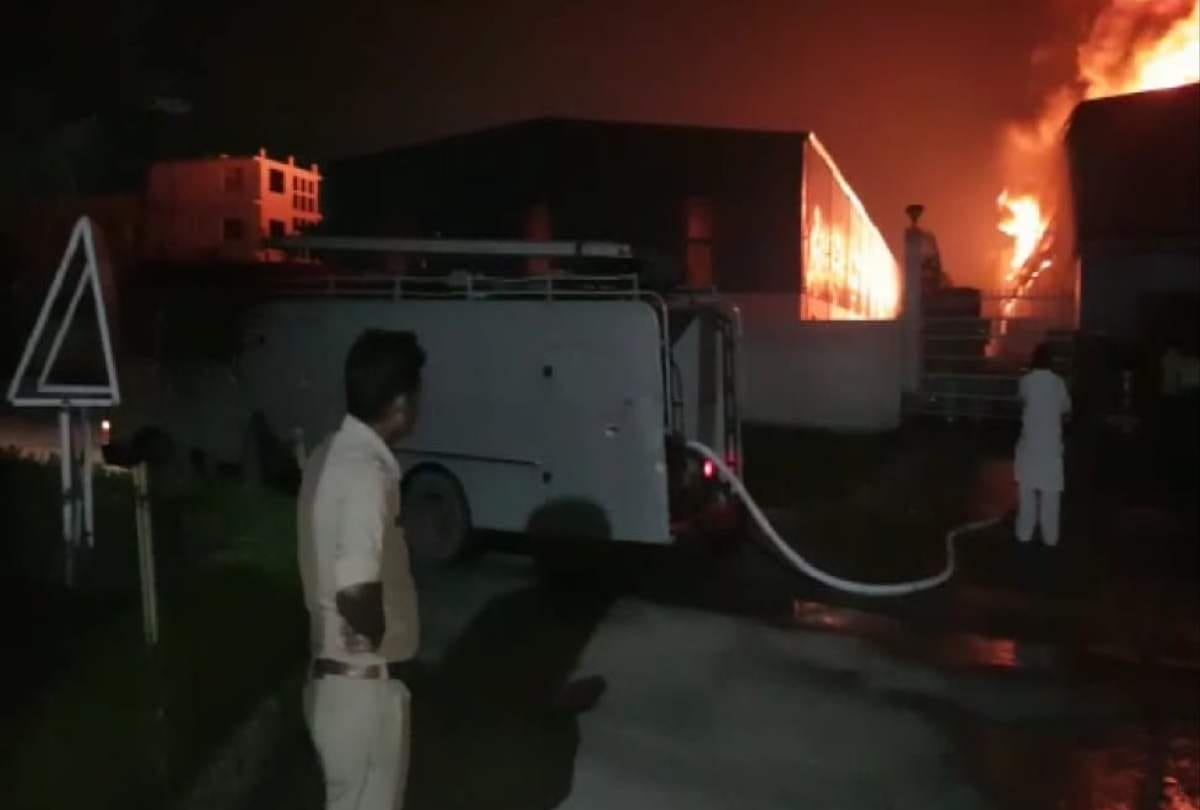 greater noida warehouse catches fire control after 9 hours all updates and detail
