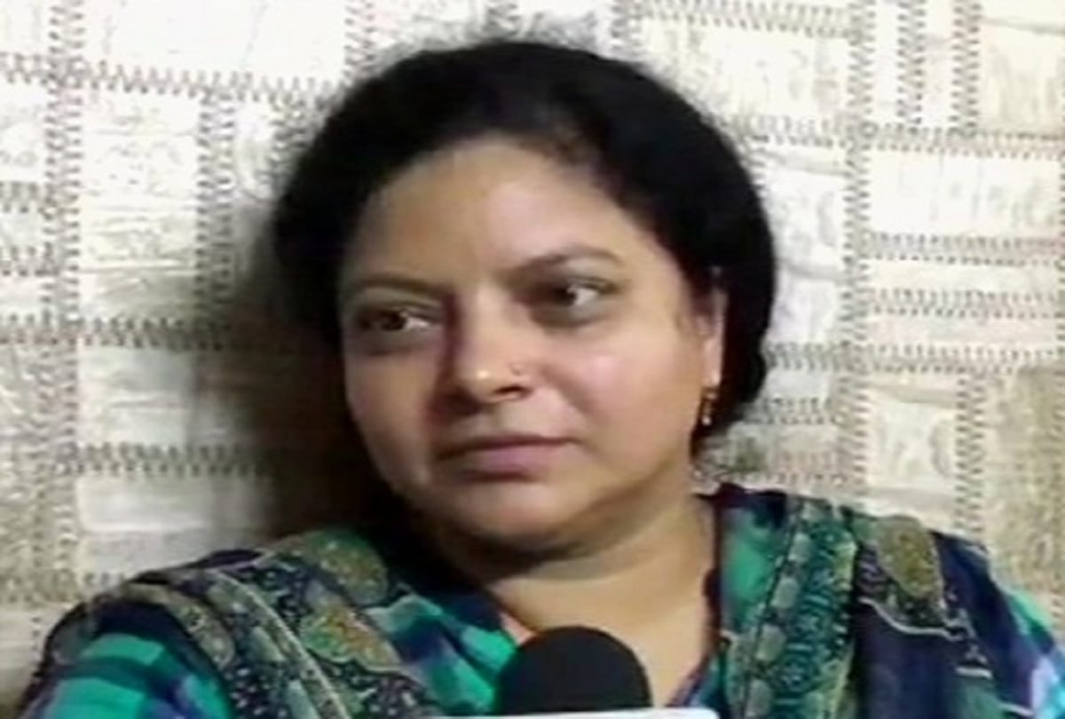 Inspector Subodh Kumar Singh wife objects on celebrations of bail of accused