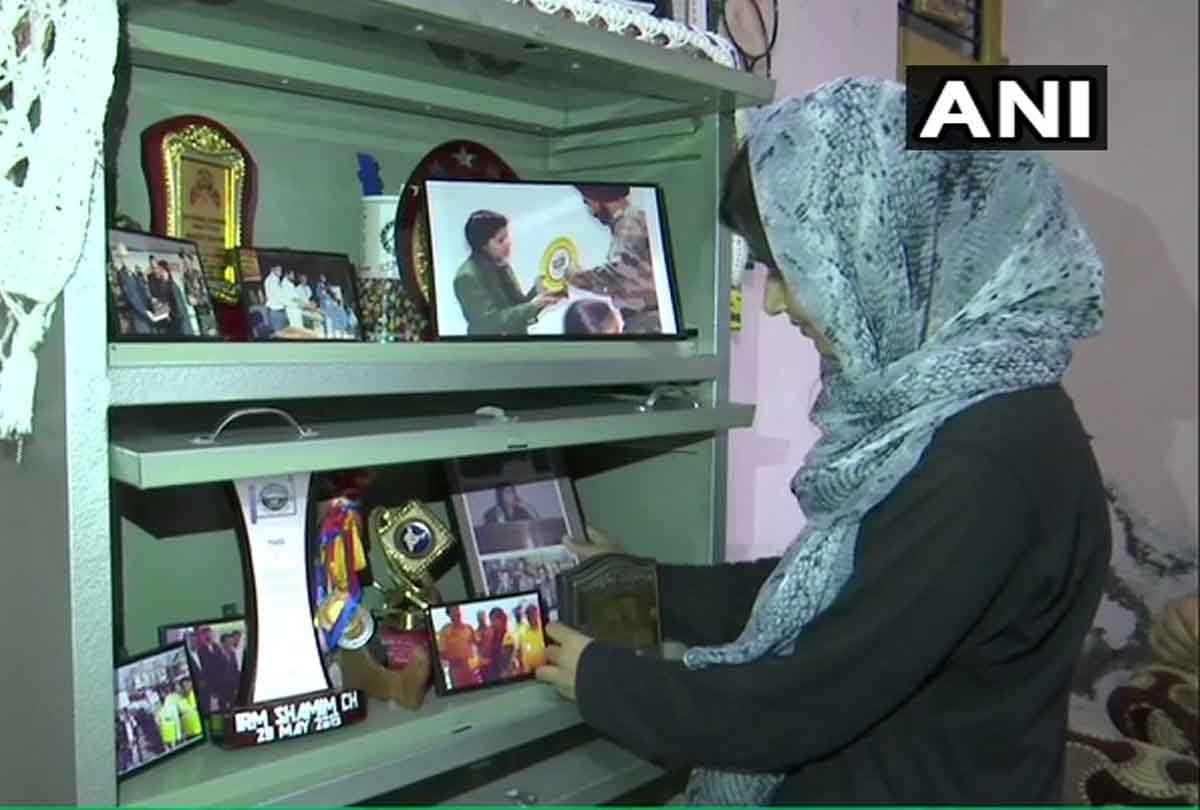 Irmim Shamim becomes first woman to clear MBBS AIIMS in Rajouri Jammu Kashmir