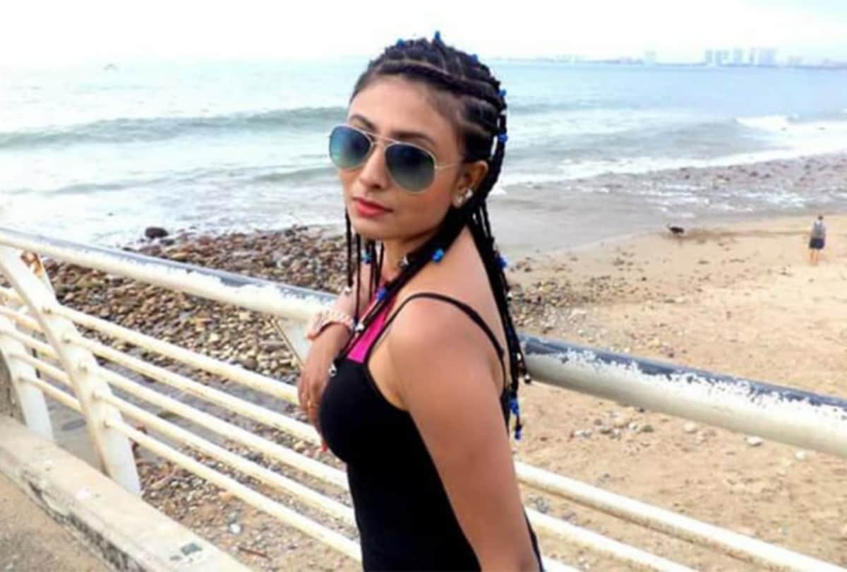 bengali actress juhi sengupta allegedly harassed by a petrol pump staffer
