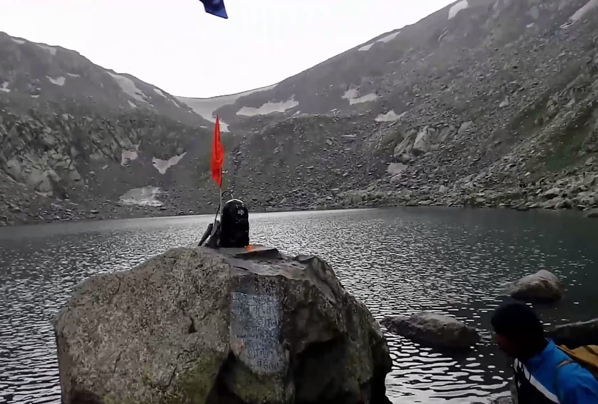kailash kund yatra 2019 begin,latest photos and videos of kailash kund yatra,raja bhupat pal Basholi