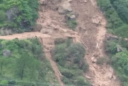 Heavy damage due to cloudburst in Himachal Pradesh manimahesh yatra 2019 suspended temporarily