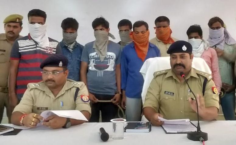 Eight accused arrested in Truck loot