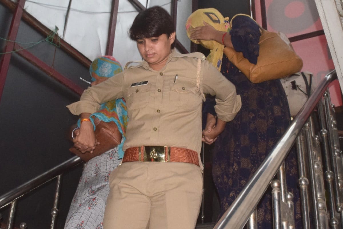 crime branch raid on bhopal London spa over information of racket three women and two men arrested