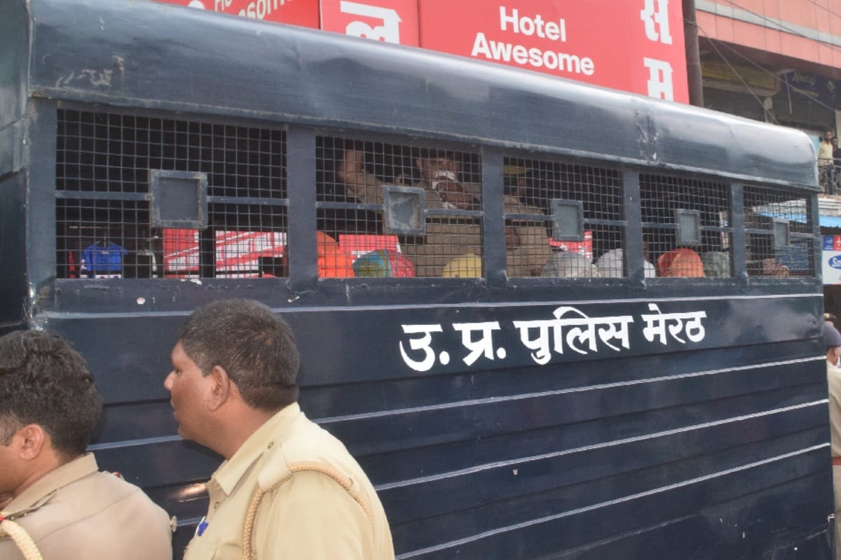 brothel racket exposed in Meerut, college girls requested to leave them after police raid