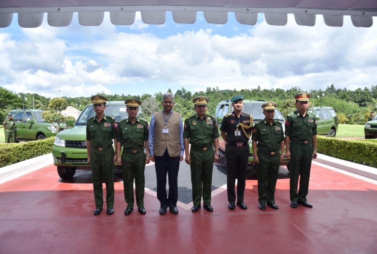Indian Army handed over ten TATA Safari Storme SUVs to Myanmar