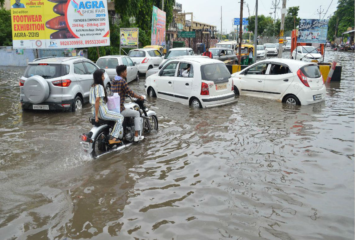 Water logging due to heavy rain in Agra