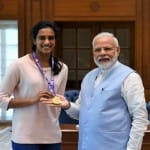 पीएम मोदी के साथ सिंधु (फाइल फोटो)