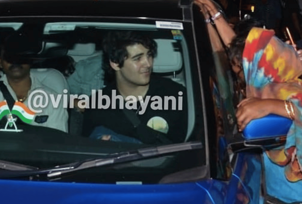 Bollywood News: Akshay Kumar Saif Ali Khan and Arbaaz Khan Son Trouble by Beggars