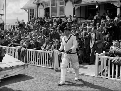 Birthday Special Don Bradman scores 309 in single day against England in Ashes Series