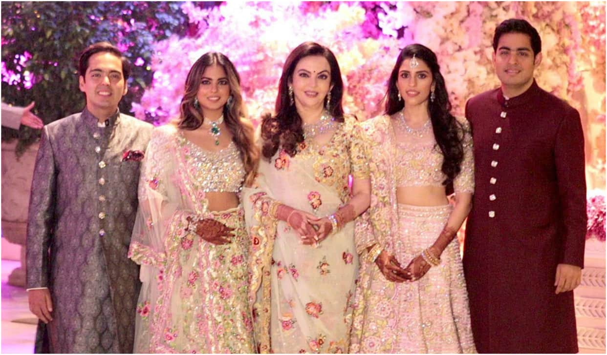 Nita Ambani Mukesh Ambani send Ganesh Chaturthi invitation to Shloka Mehta Isha Ambani
