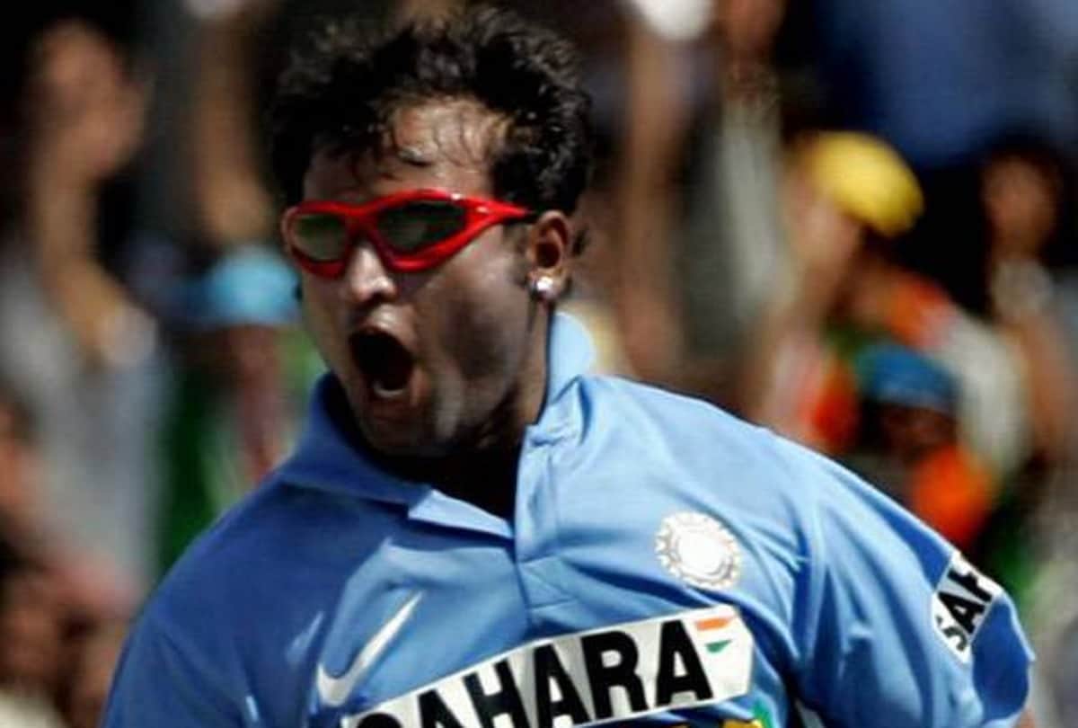 Rahu Dravid replaced by Sitanshu kotak and paras mhambrey as coach of india a and under-19
