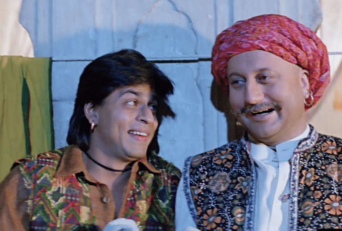 Bollywood News: Shah Rukh Khan wishes Anupam Kher on his wedding anniversary