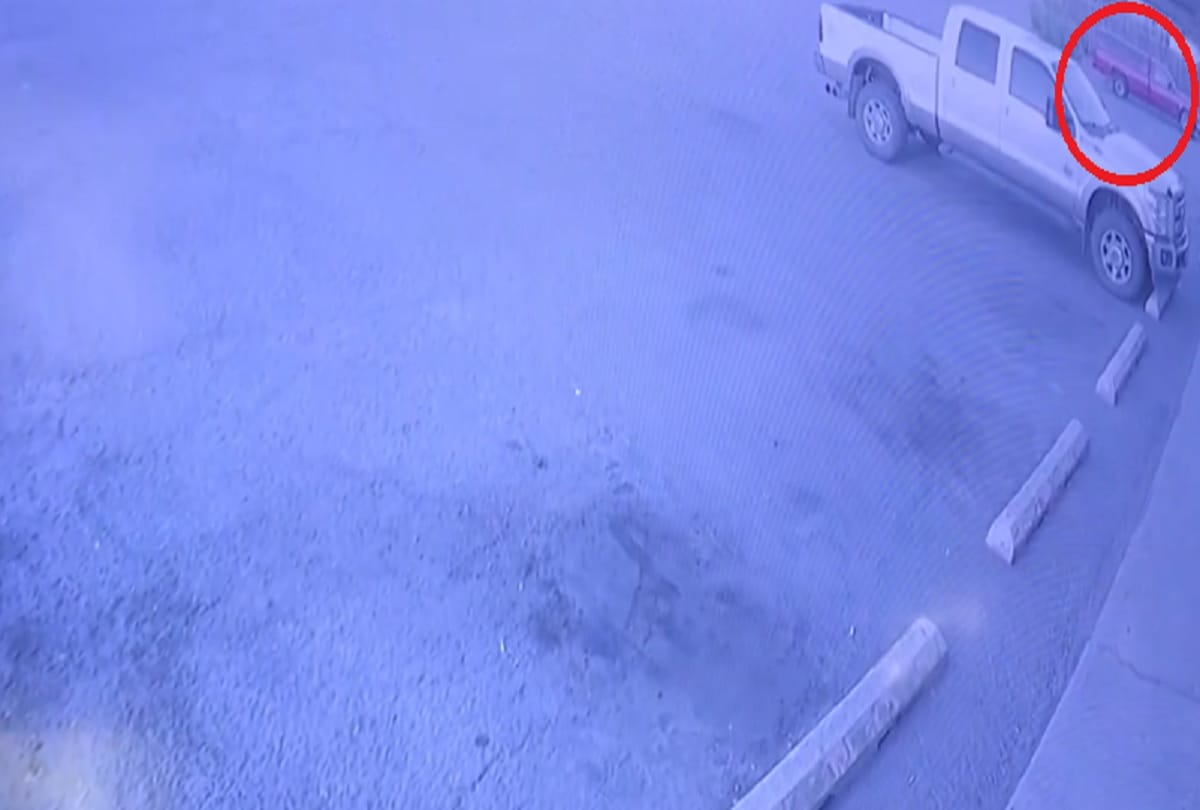 Thief car stolen while he robbed store in Washington
