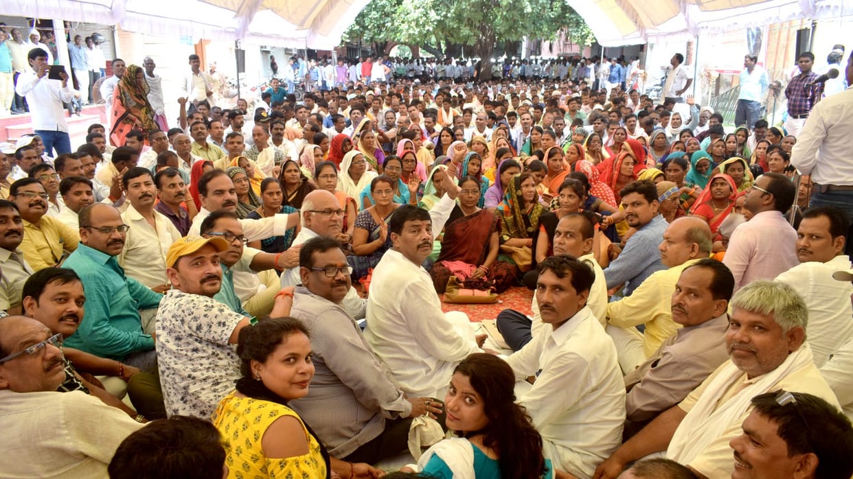 Raised voice to restore old pension