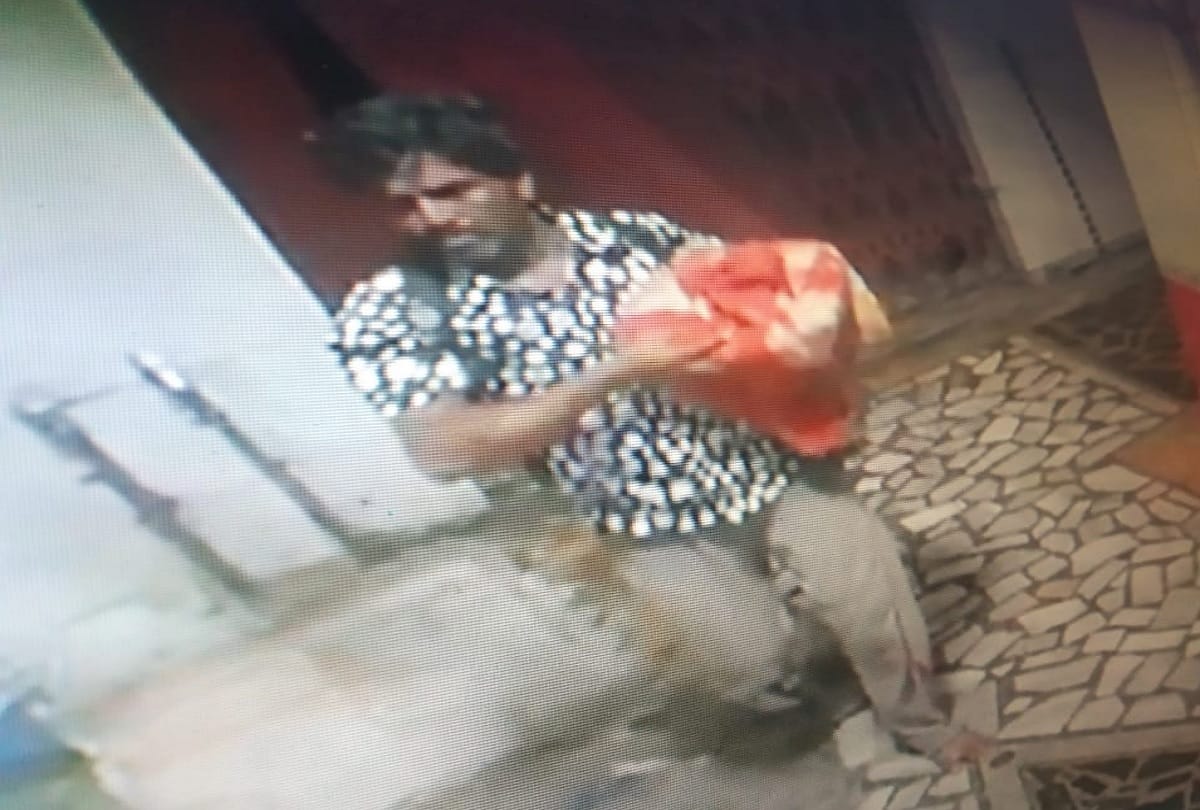 Bell steal daily from the temple in bareilly