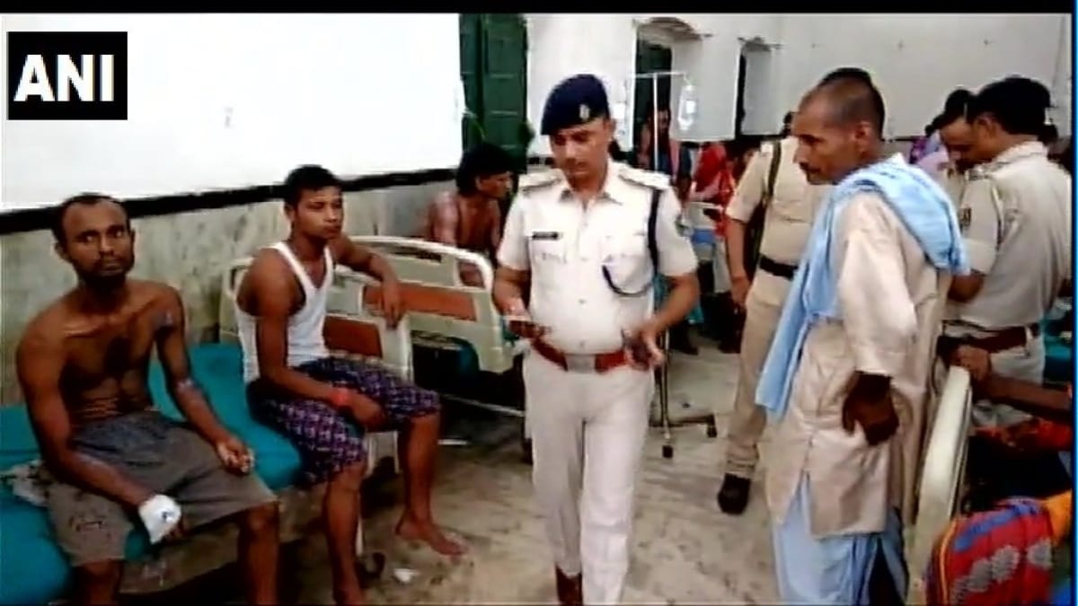 Acid attack on sixteen people in Bihar for opposing molestation
