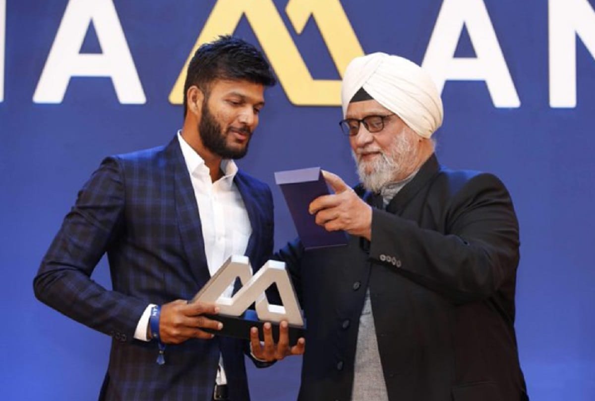 All rounder Jalaj Saxena joins elite club of kapil dev like legends during duleep trophy match