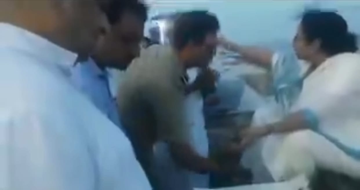IPS Police officer in uniform touched Mamata Banerjee feet in West Bengal BJP raised questions